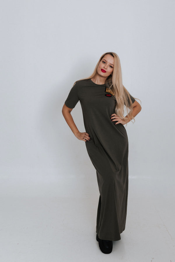 MAXI KLEITA CROWN AND RED LIPS 