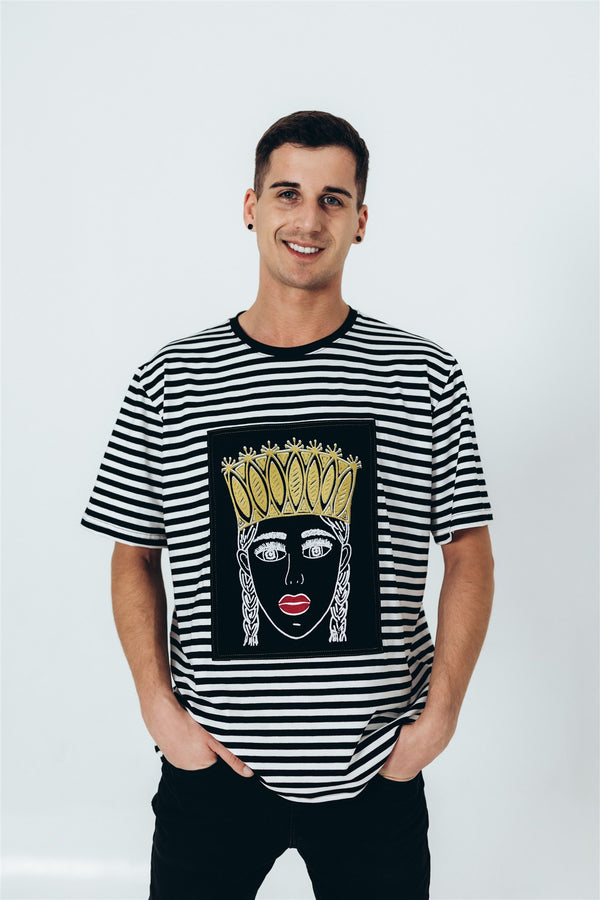 Stripains T-krekls ar Gleznu TAUTUMEITA