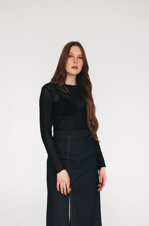 Melns Tilla Tops ar Pumpām 