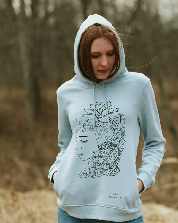 DŽEMPERIS AR KAPUCI ŪDENSMEITA