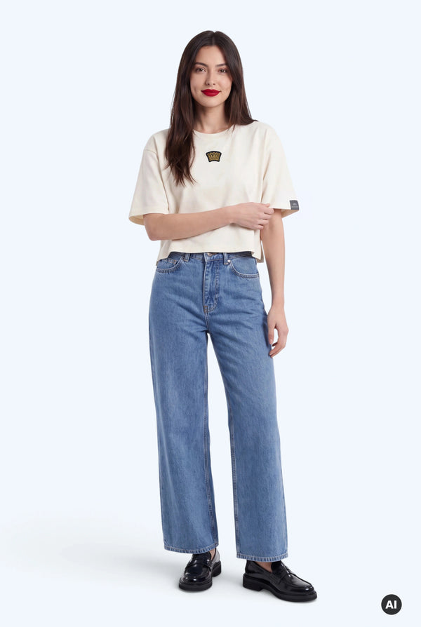 Relaxed Top with Embroidered Crown ecru white