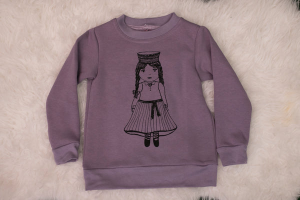 THE LITTLE DOLL SWEATSHIRT