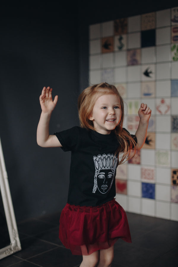 LITTLE GIRL WITH THE CROWN COTTON GIRL'S DRESS