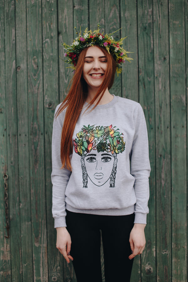 THE GIRL WITH THE FLORAL CROWN SWEATSHIRT