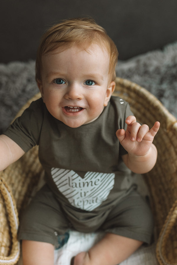 LITTLE HEART BODYSUITS