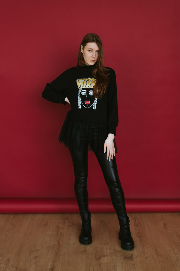 SWEATER WITH TULLE. GIRL WITH CROWN