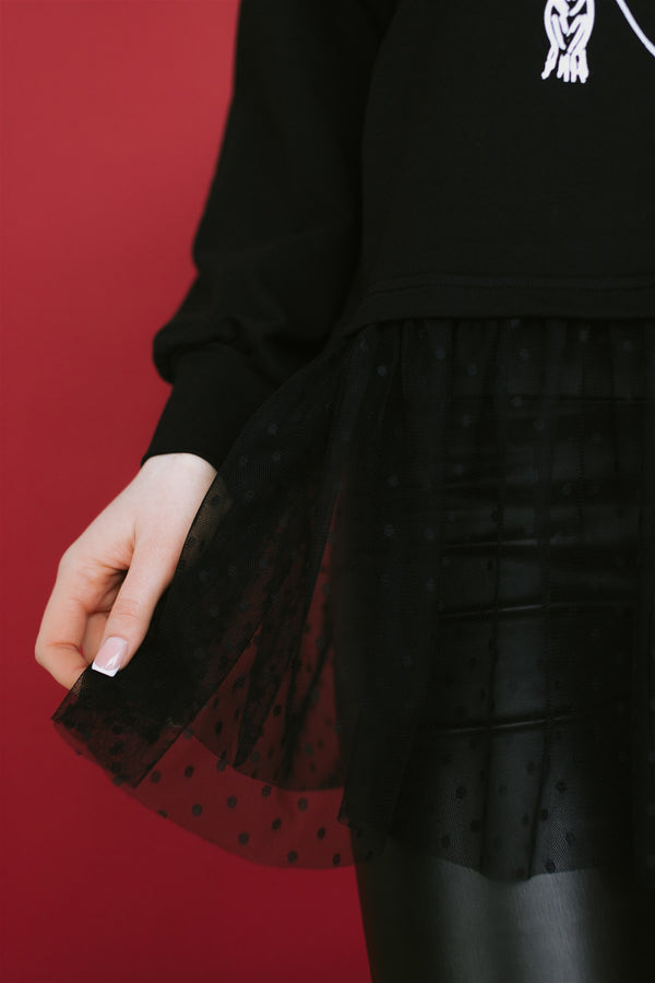 SWEATER WITH TULLE. GIRL WITH CROWN