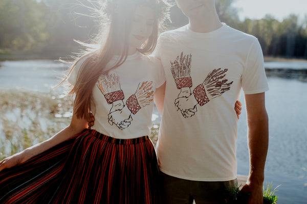LET'S GO TOGETHER HAND IN HAND MEN'S T-SHIRT